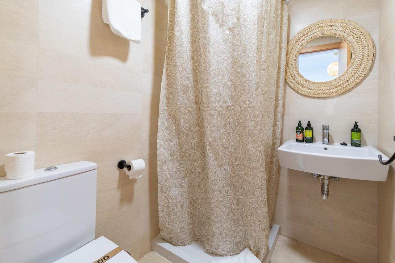 Pont Sec Apartments Дения Экстерьер фото