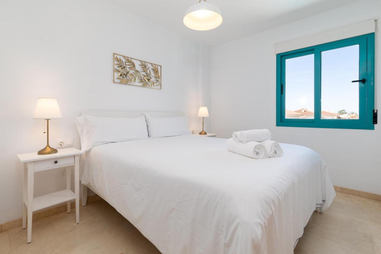Pont Sec Apartments Дения Экстерьер фото